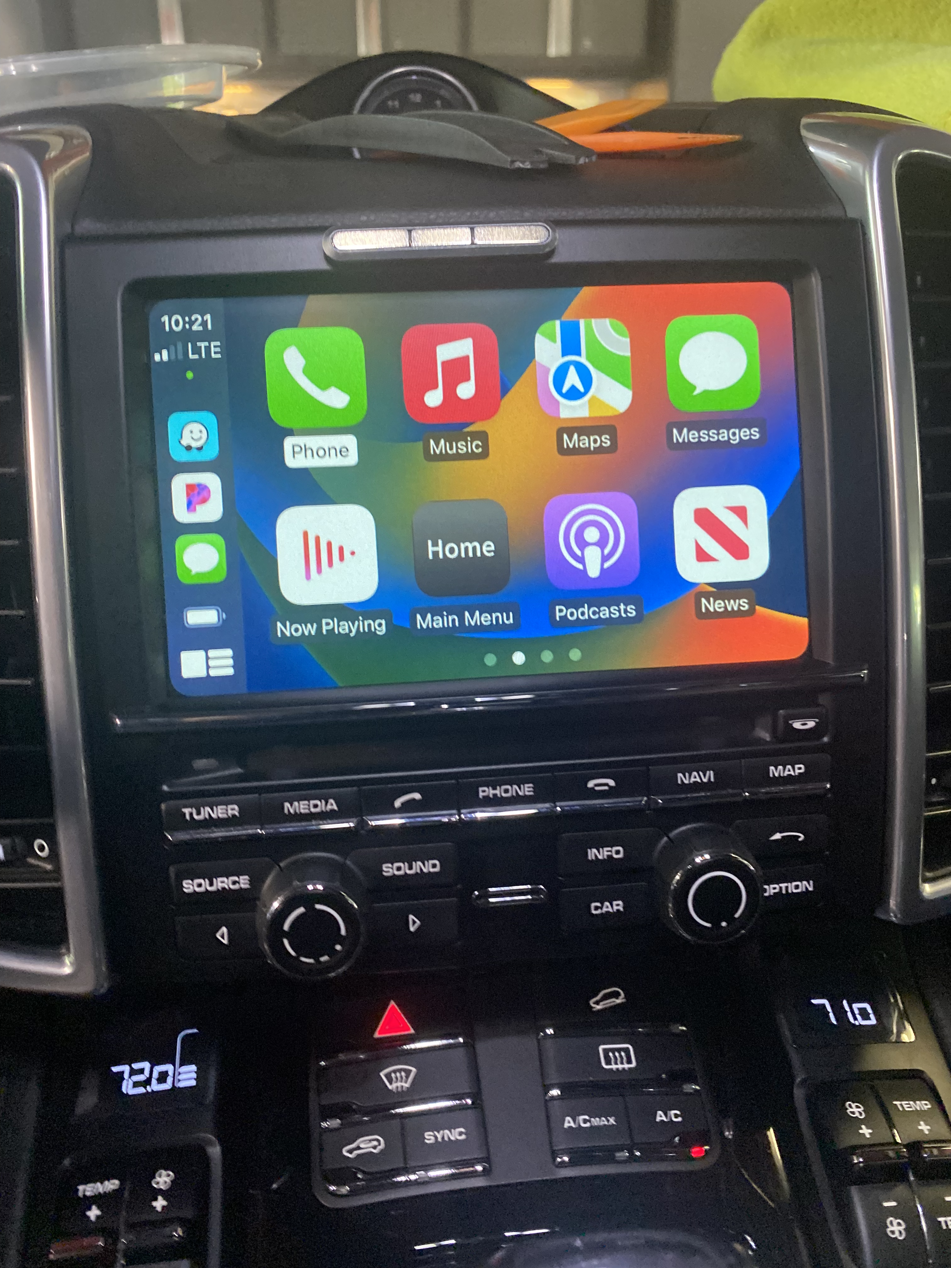 CarPlay Cayenne.png