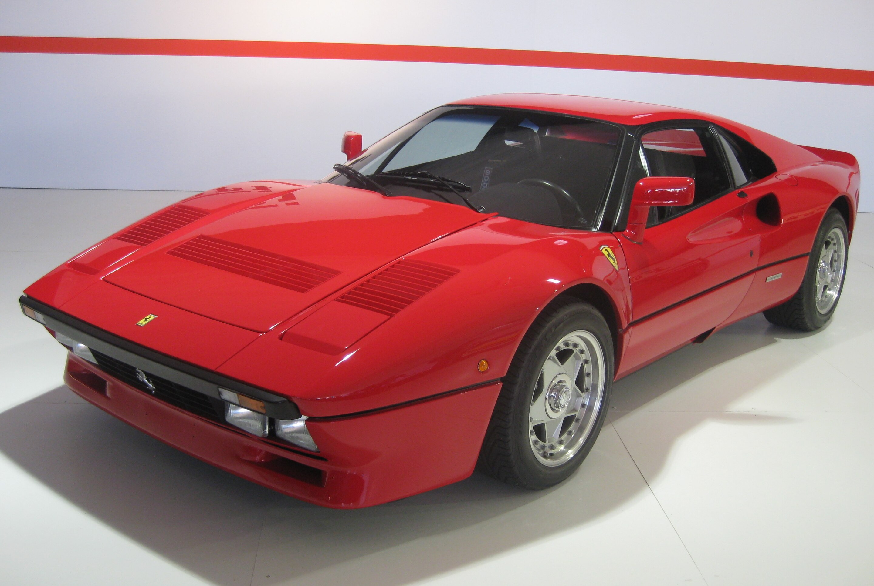 Ferrari_288_GTO_(1).JPG