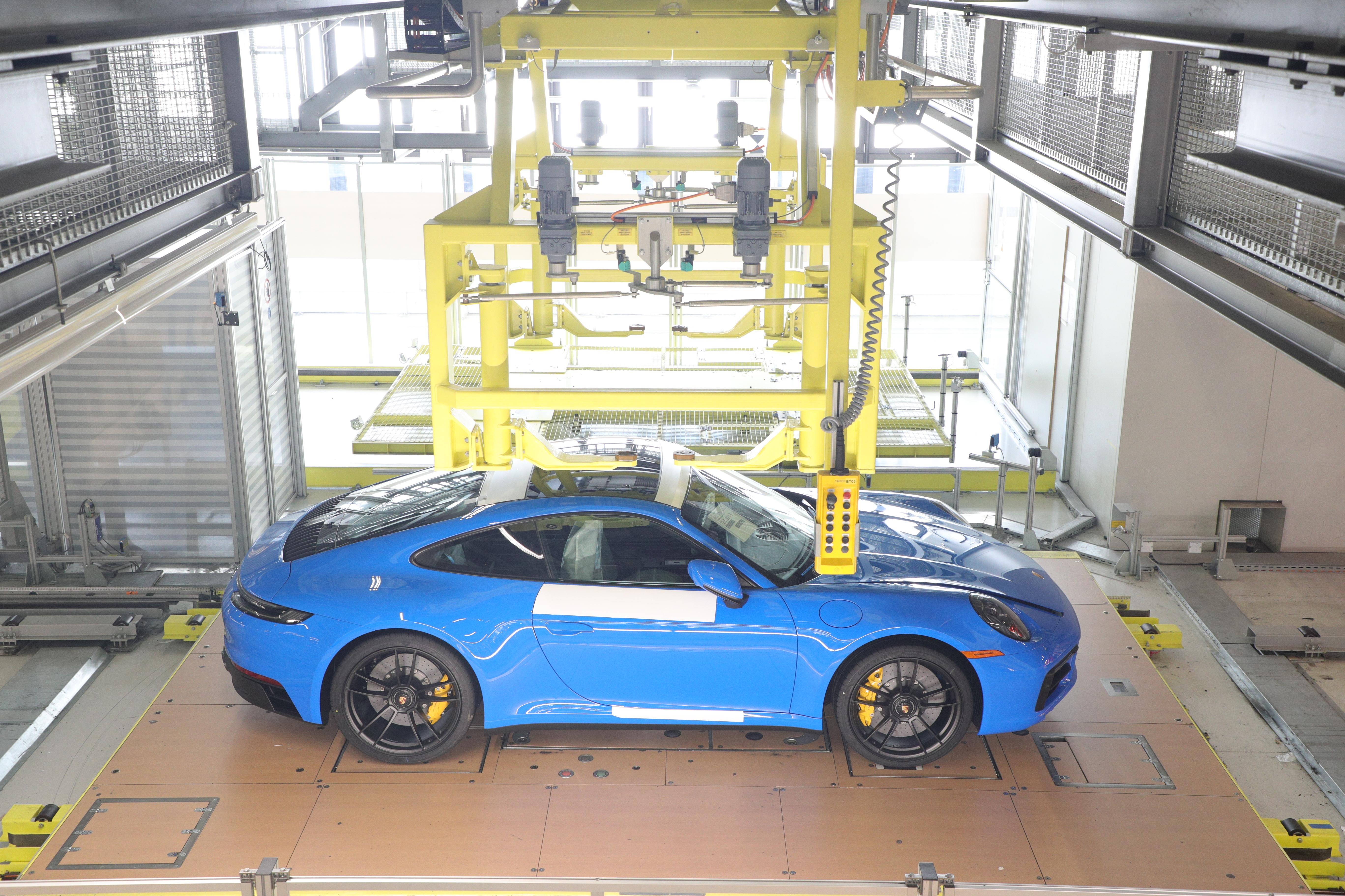 911 Carrera 4 GTS 3.jpg