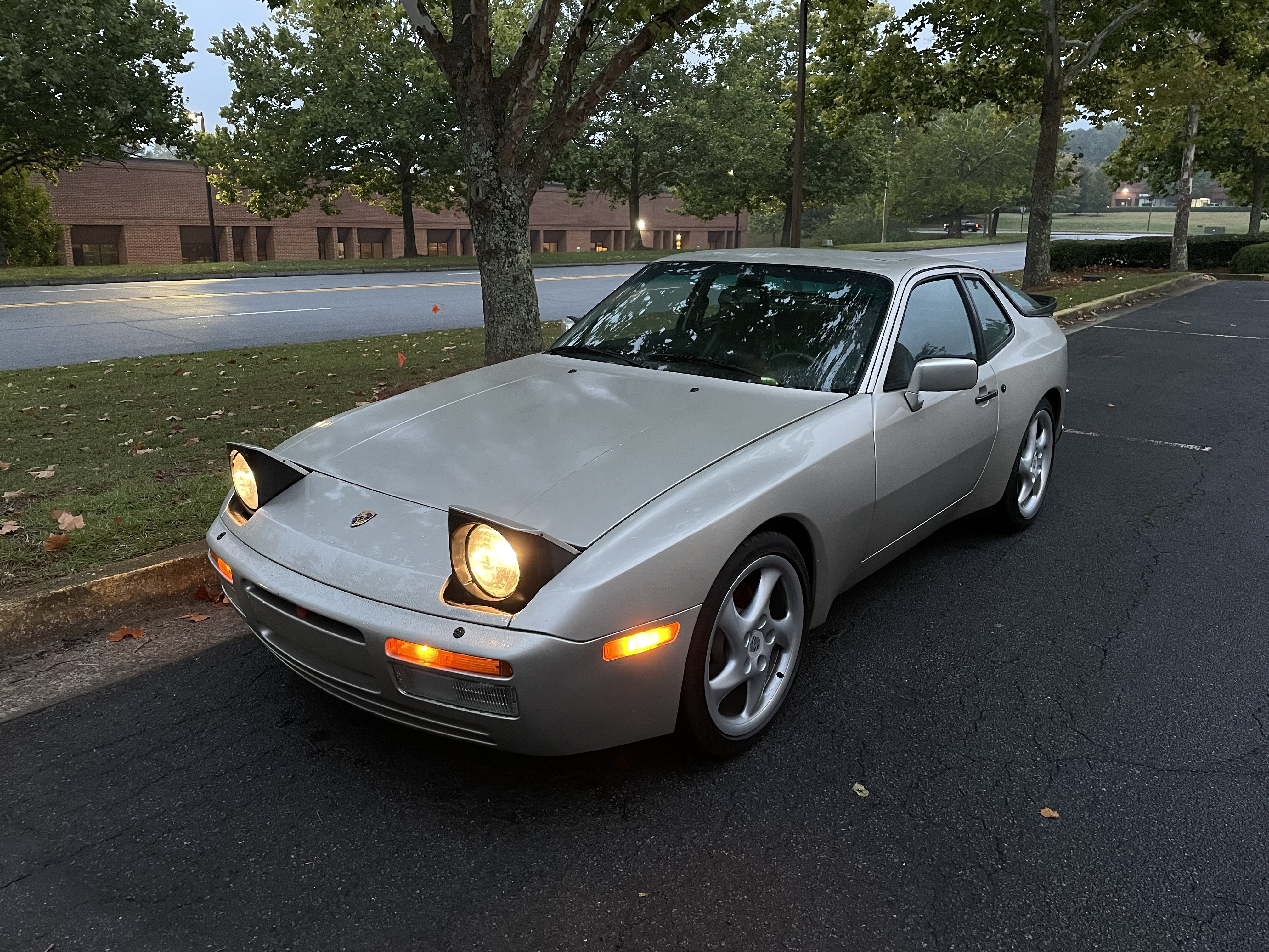 944 turbo.jpg