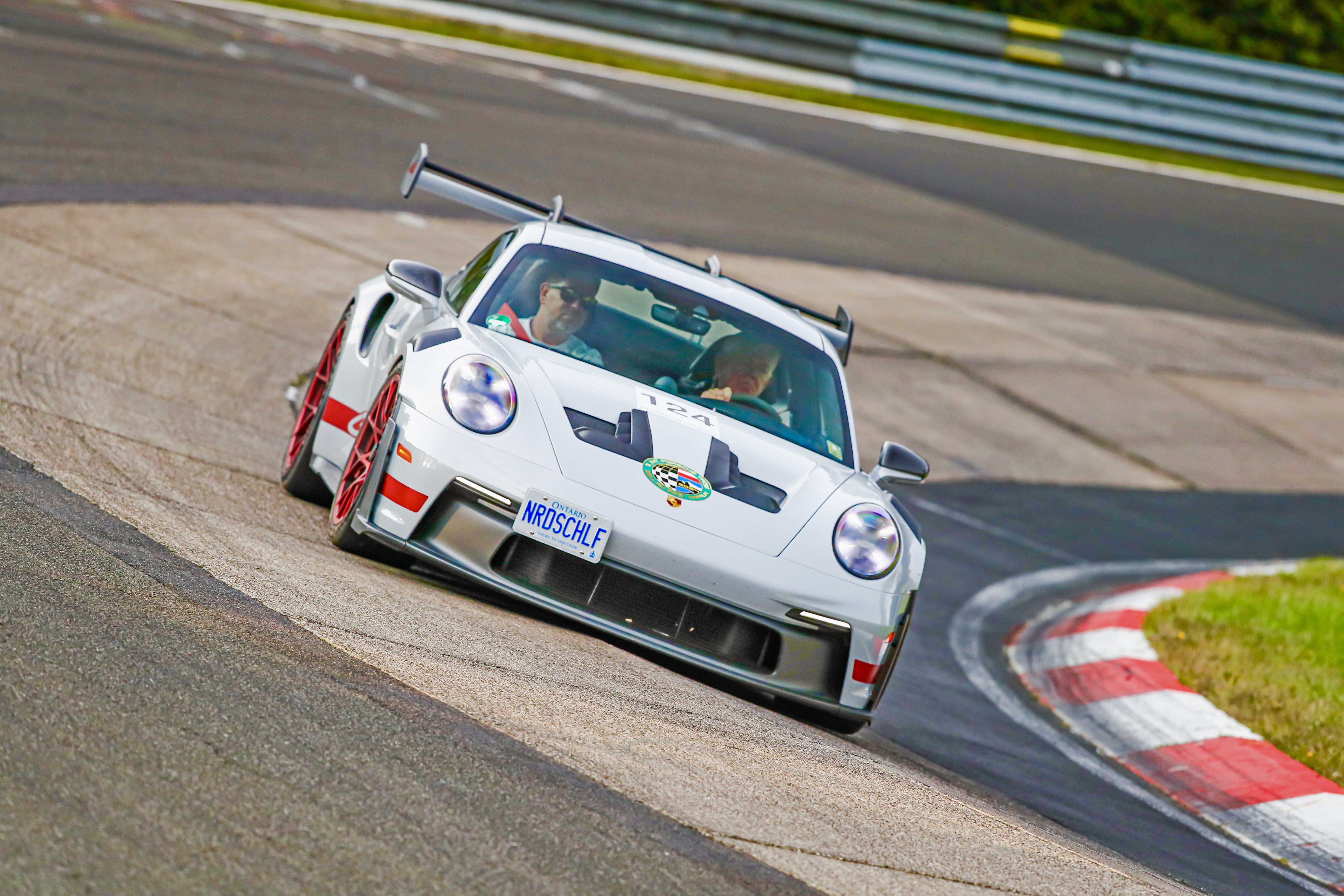 racetracker_31670873_502178 3.jpg