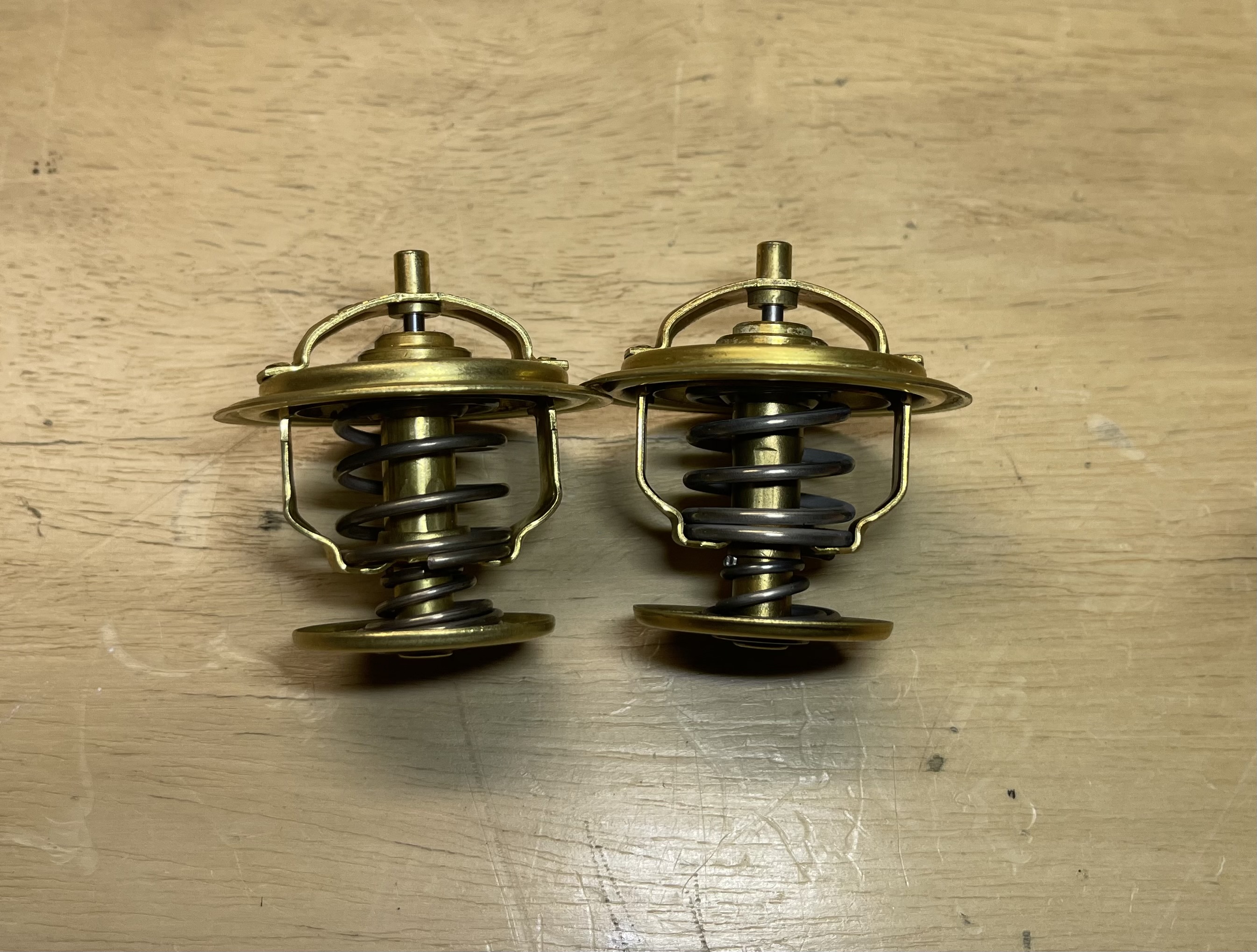 Aftermarket on the Left, Porsche Right