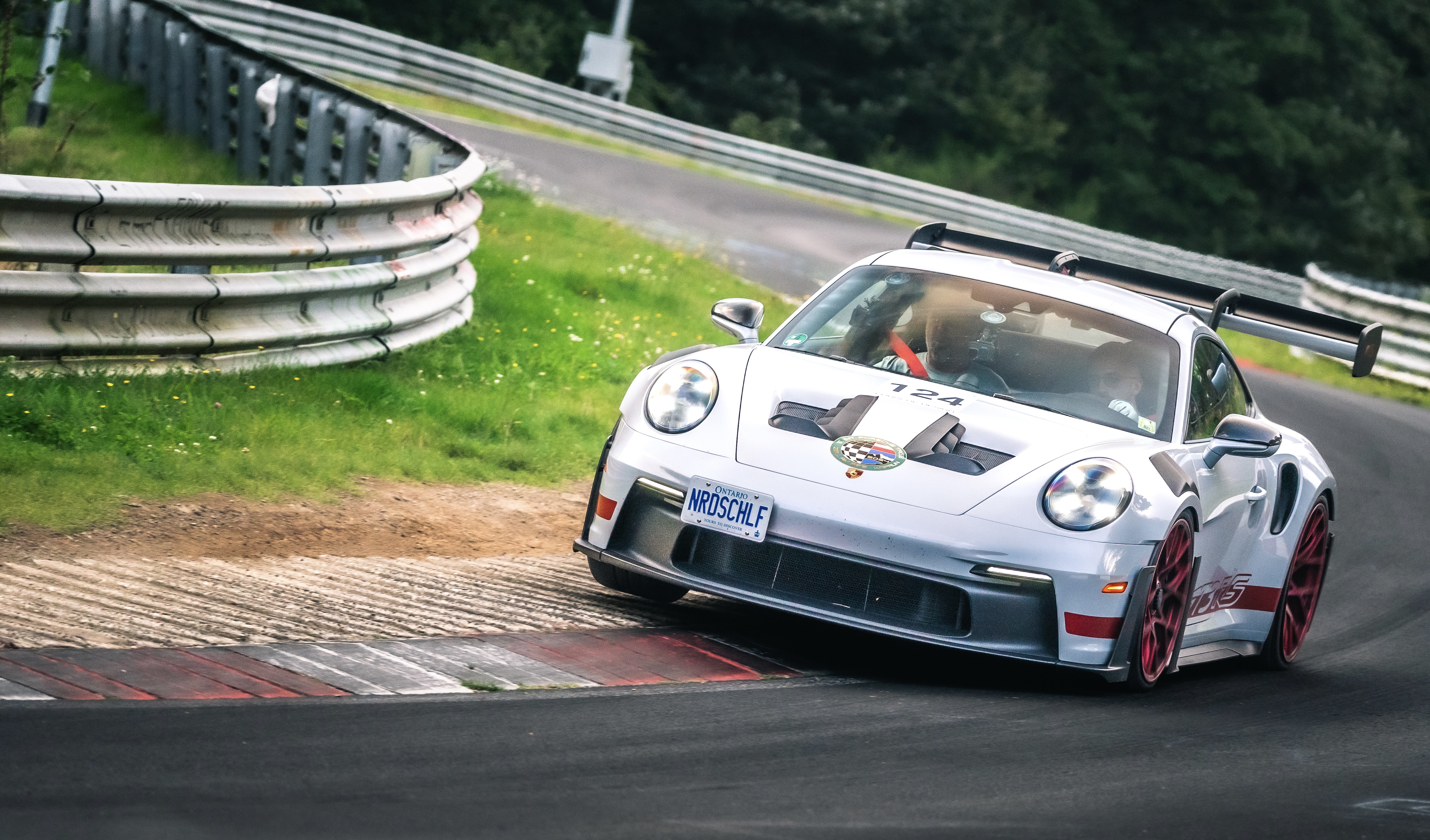 racetracker_31683483_502854 5.jpg