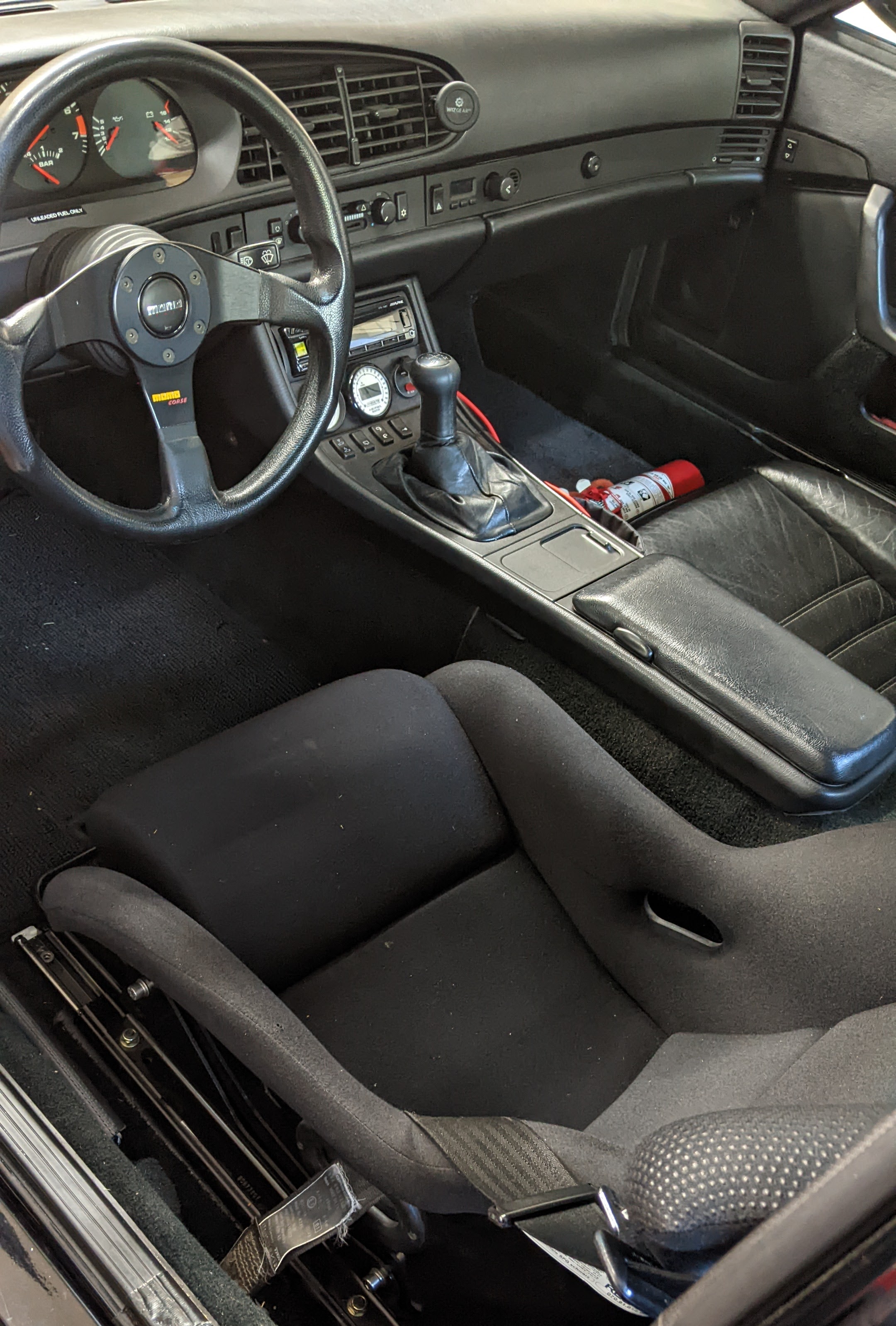 944 turbo interior-1.jpg