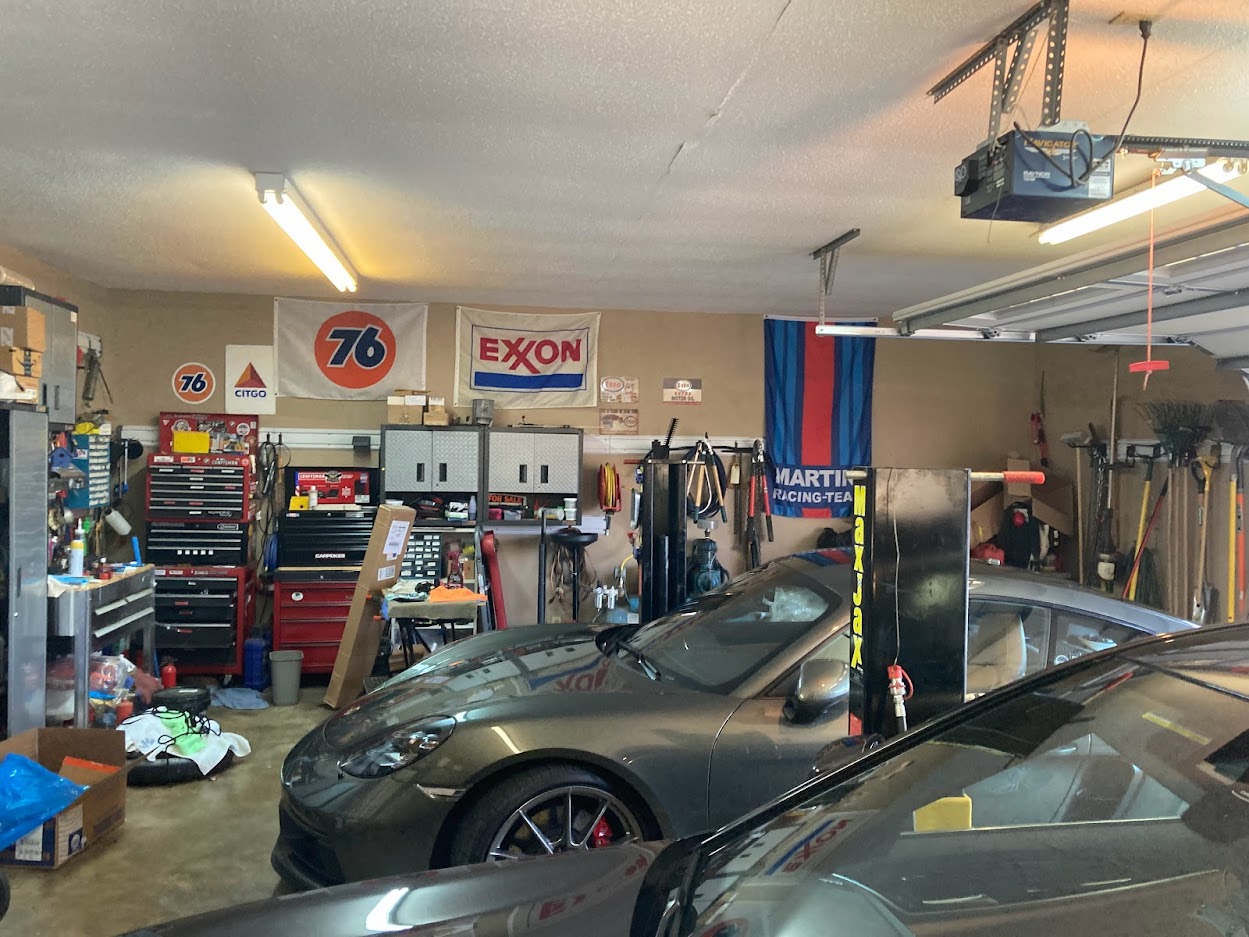 Garage 1.jpg