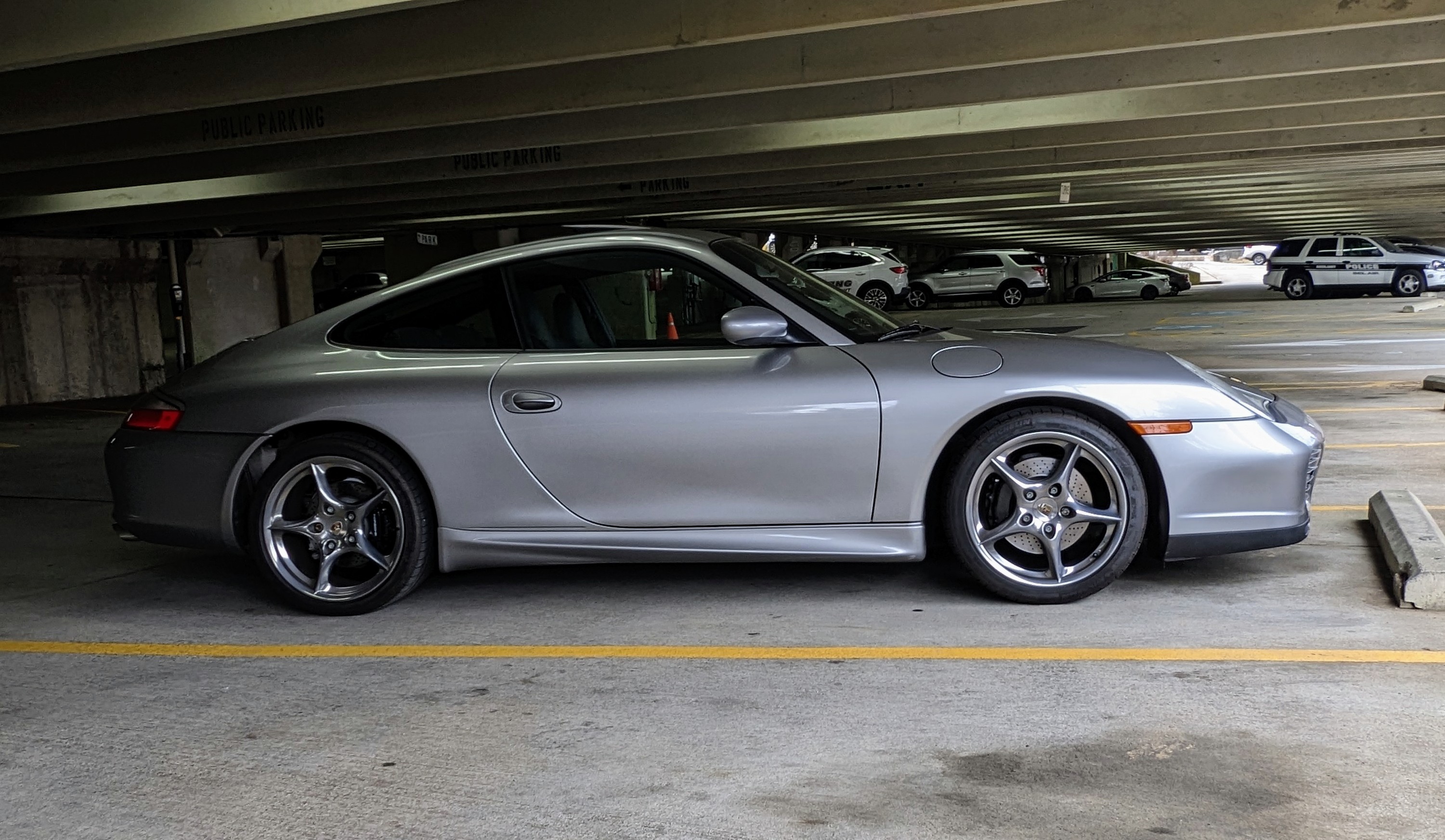 Jahre, parking garage.jpg