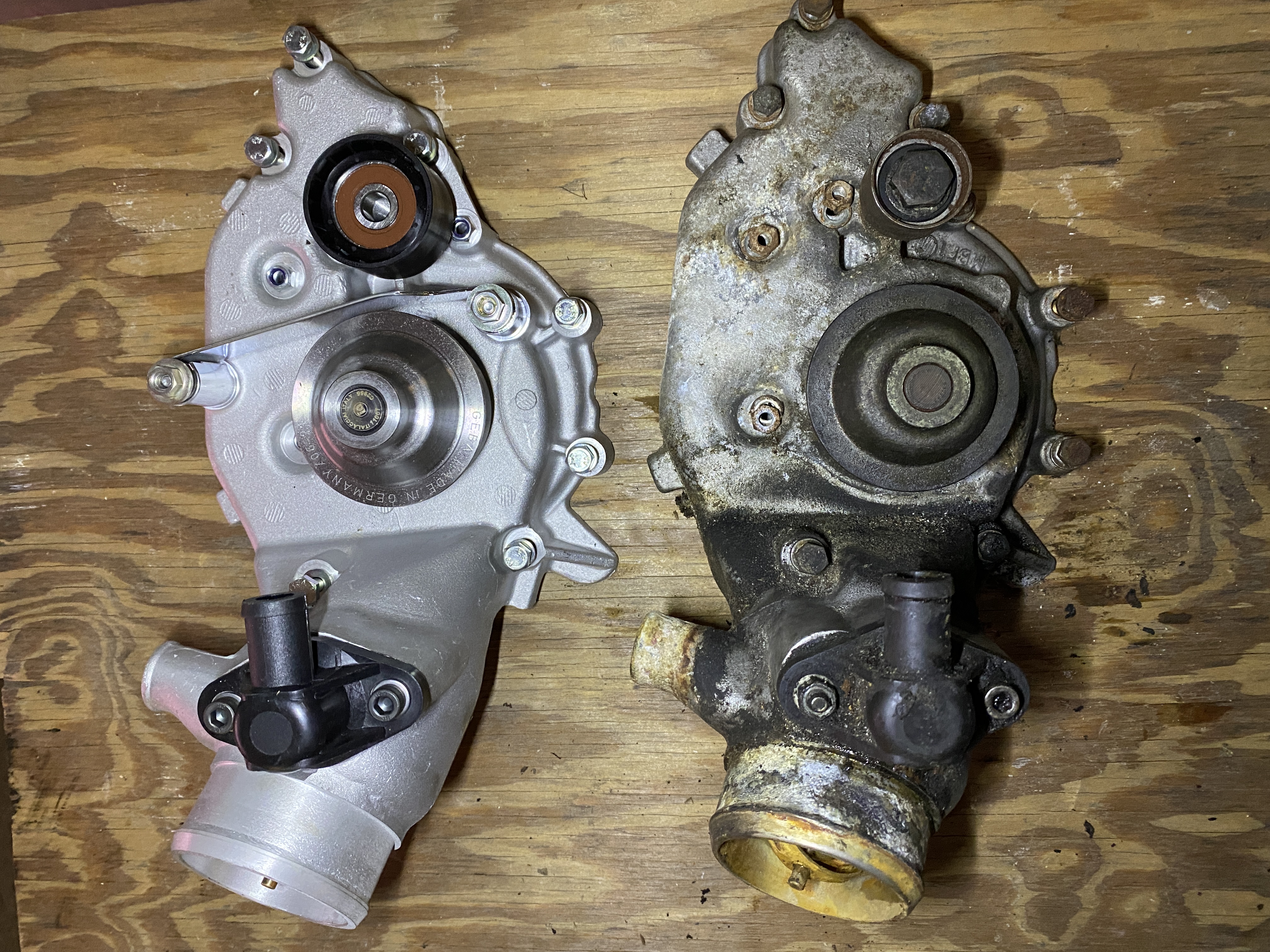 Old vs. New Water Pumps for '86 951.JPG