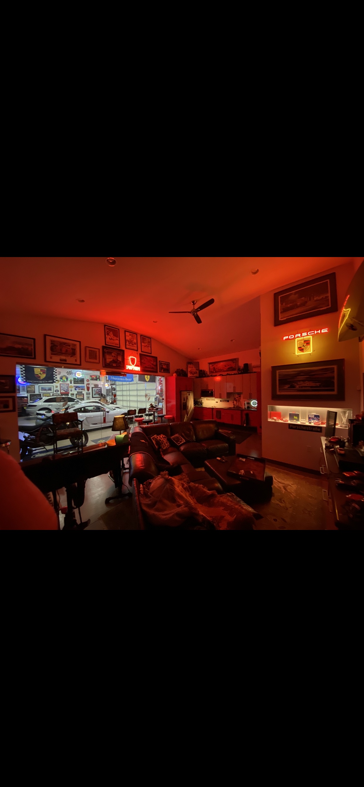 Man cave into garage Turbo S Cab &amp; Coupe Macan GTS